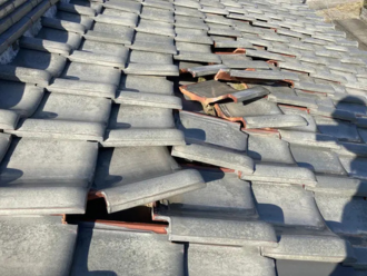 強風による瓦の飛散